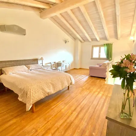农家乐 San Lorenzo Di Persegno *